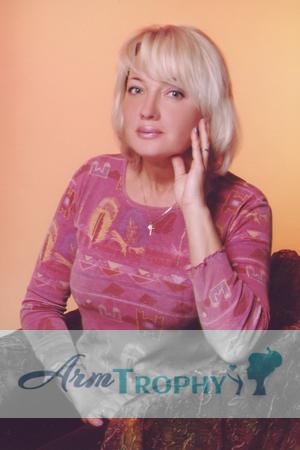 75671 - Nadezhda Age: 49 - Russia