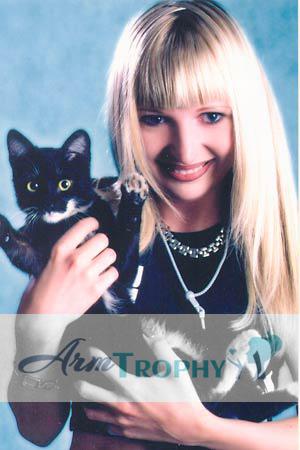 76133 - Olga Age: 30 - Russia