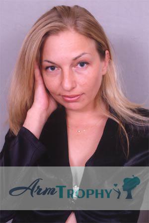 76143 - Irina Age: 43 - Russia