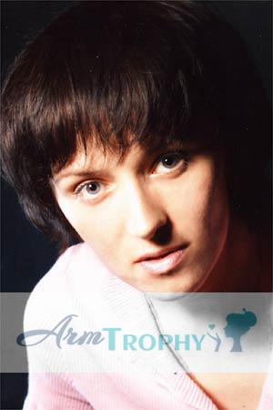 76225 - Lilia Age: 43 - Russia