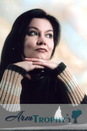 76723 - Marina Age: 34 - Russia