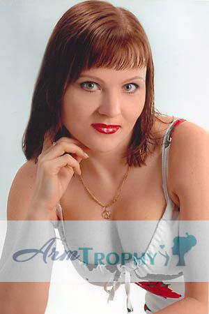 76749 - Elena Age: 34 - Russia