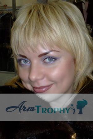 76816 - Ekaterina Age: 34 - Russia