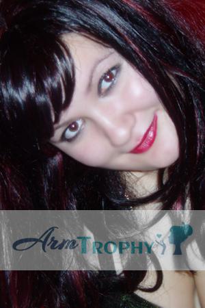 76824 - Yana Age: 27 - Russia