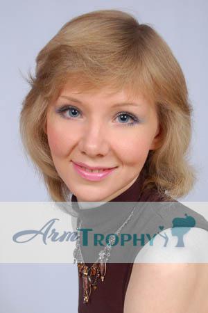 77400 - Elena Age: 41 - Russia