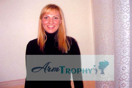 77464 - Alla Age: 32 - Russia