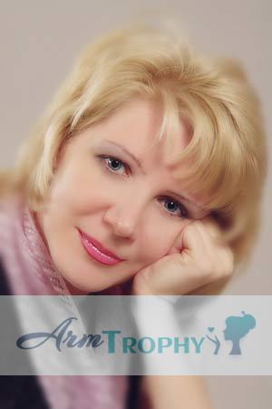 78126 - Elena Age: 40 - Russia