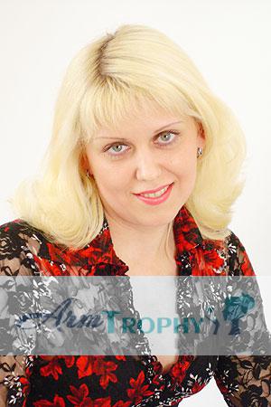 78139 - Irina Age: 38 - Russia