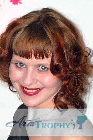 78273 - Svetlana Age: 34 - Russia