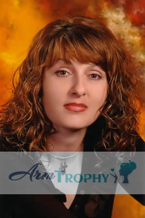 78406 - Larisa Age: 43 - Russia