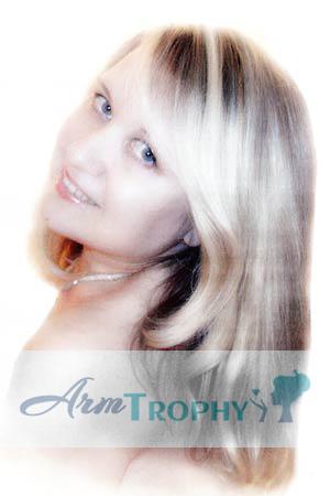 78551 - Lana Age: 44 - Russia