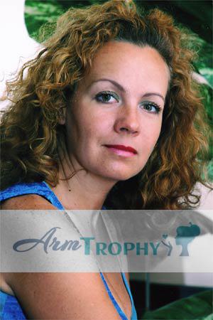 79628 - Elvira Age: 45 - Russia