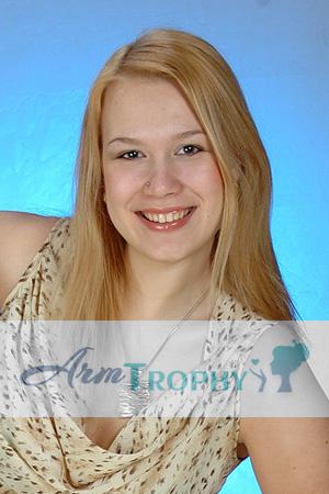 80502 - Ekaterina Age: 26 - Russia