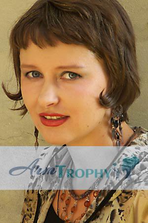 80928 - Natalia Age: 28 - Ukraine