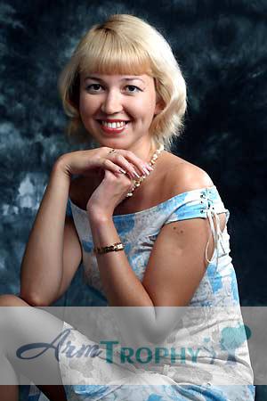 81207 - Tatyana Age: 33 - Russia