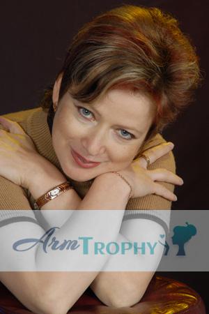 81210 - Anna Age: 41 - Russia