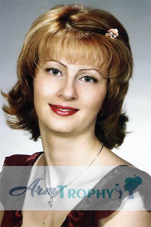 81365 - Oksana Age: 44 - Russia