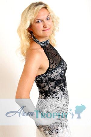 82406 - Tatyana Age: 34 - Russia