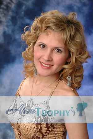 83142 - Nadezhda Age: 44 - Russia