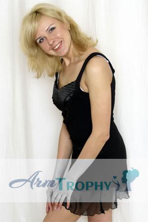 84276 - Anna Age: 30 - Russia