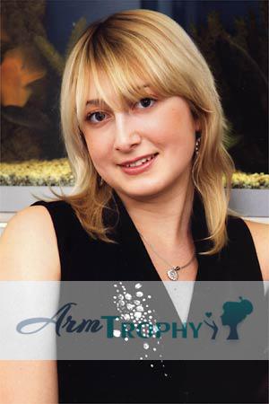 84830 - Natalia Age: 28 - Russia