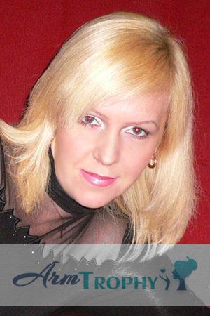 84849 - Elena Age: 36 - Russia