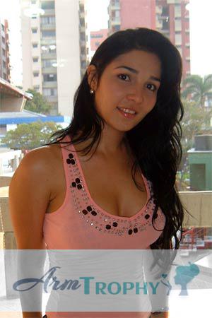 85070 - Diana Age: 24 - Colombia