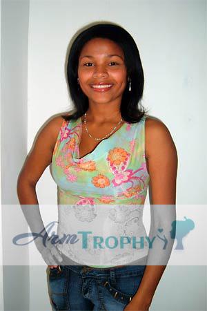 85079 - Rosalia Age: 24 - Colombia