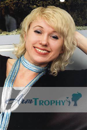 85262 - Svetlana Age: 45 - Russia