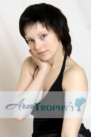 85490 - Ekaterina Age: 32 - Russia