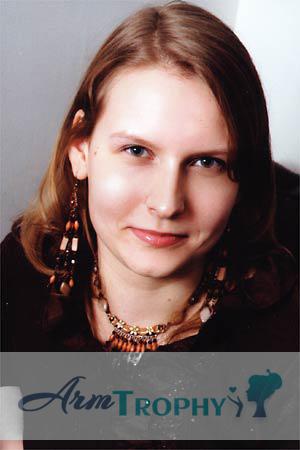 86043 - Svetlana Age: 30 - Russia