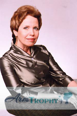 86201 - Valentina Age: 55 - Russia