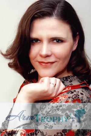 86399 - Elena Age: 39 - Russia