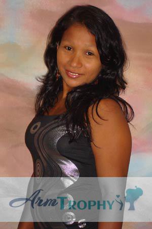 86780 - Glenys del Rosario Age: 33 - Colombia
