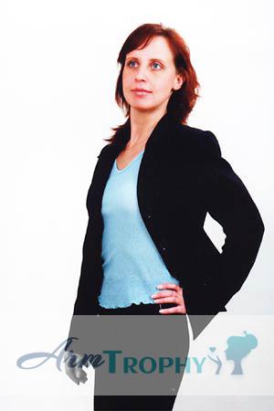87806 - Ludmila Age: 36 - Russia