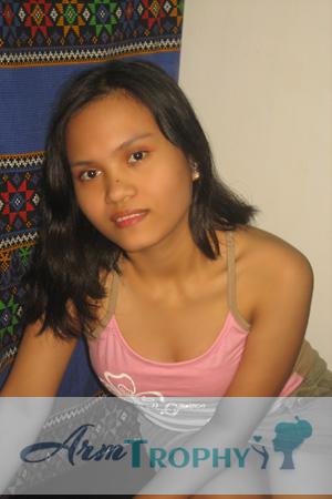 88370 - Rizza Age: 25 - Philippines