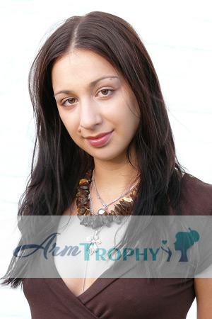 88729 - Ekaterina Age: 30 - Russia