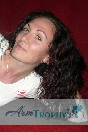 88763 - Valeria Age: 38 - Russia