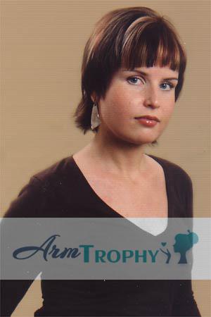 88912 - Olga Age: 35 - Russia