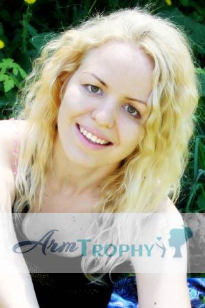 89224 - Maia Age: 28 - Russia