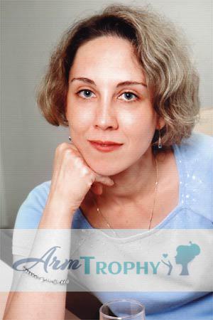 89362 - Elena Age: 46 - Russia