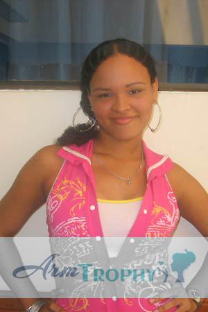 91432 - Vicky Verena Age: 35 - Colombia