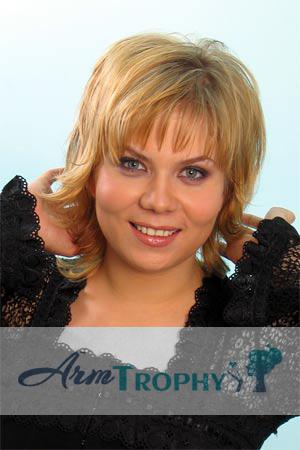 91666 - Yana Age: 32 - Russia