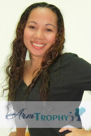 92526 - Claudette Age: 44 - Philippines