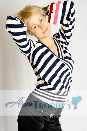 97632 - Olga Age: 37 - Russia