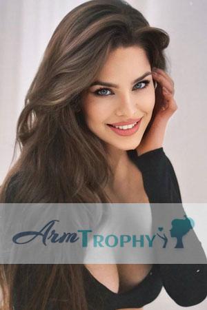 Arm Trophy | Arm Trophy Women